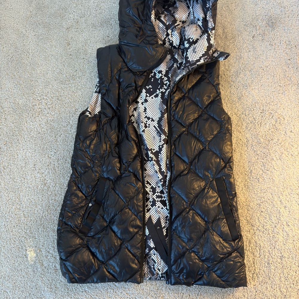 Black Quilted Reversible Lululemon Vest